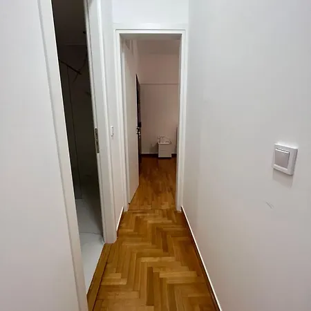 Spacious 2bdr @ Pagrati Athens
