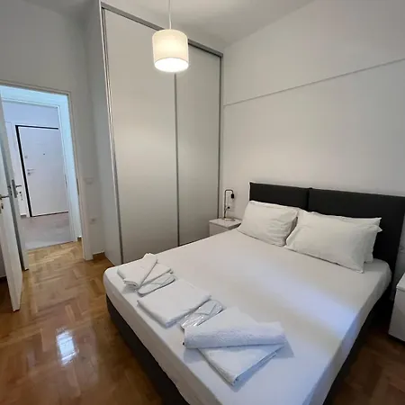 Spacious 2bdr @ Pagrati Athens