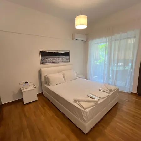 Spacious 2bdr @ Pagrati Athens